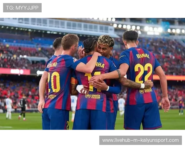 巴萨青年军3-1大胜韦斯卡！格雷罗天才脚后跟破门领跑积分榜，巴萨青年队名单