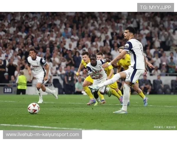 曼联对热刺展开全力备战,争四形势严峻